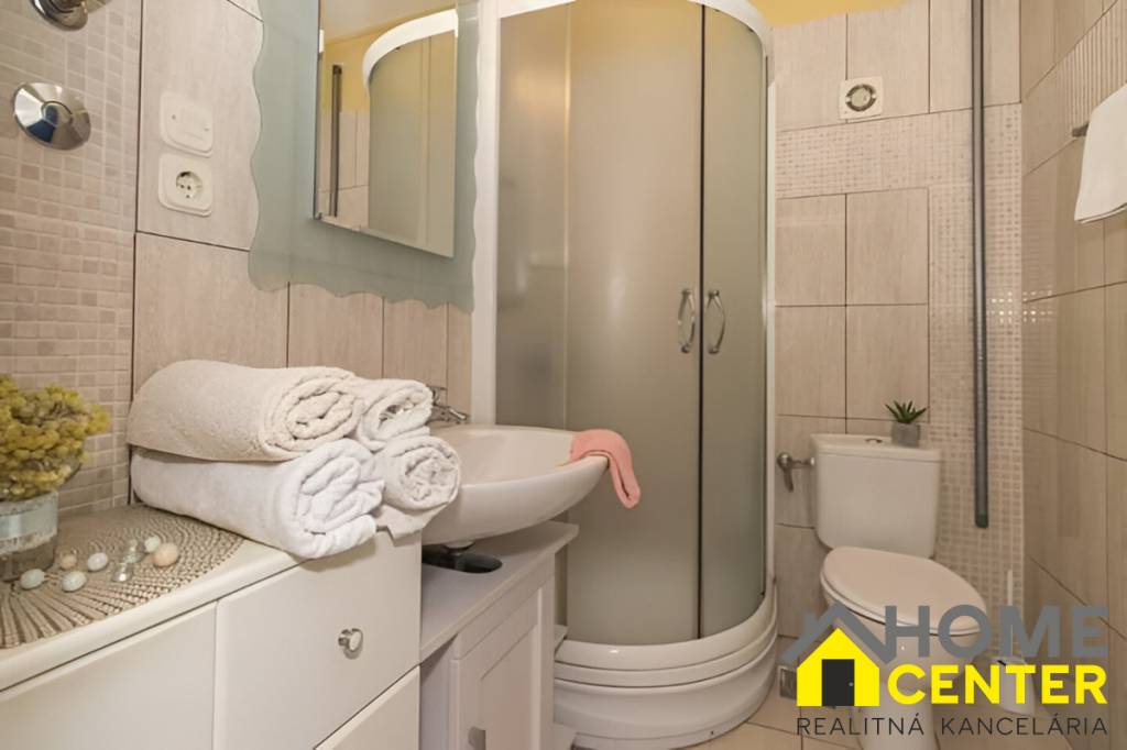 Na predaj 2 apartmánové jednotky /147 m² / s výhľadom na mor - 10