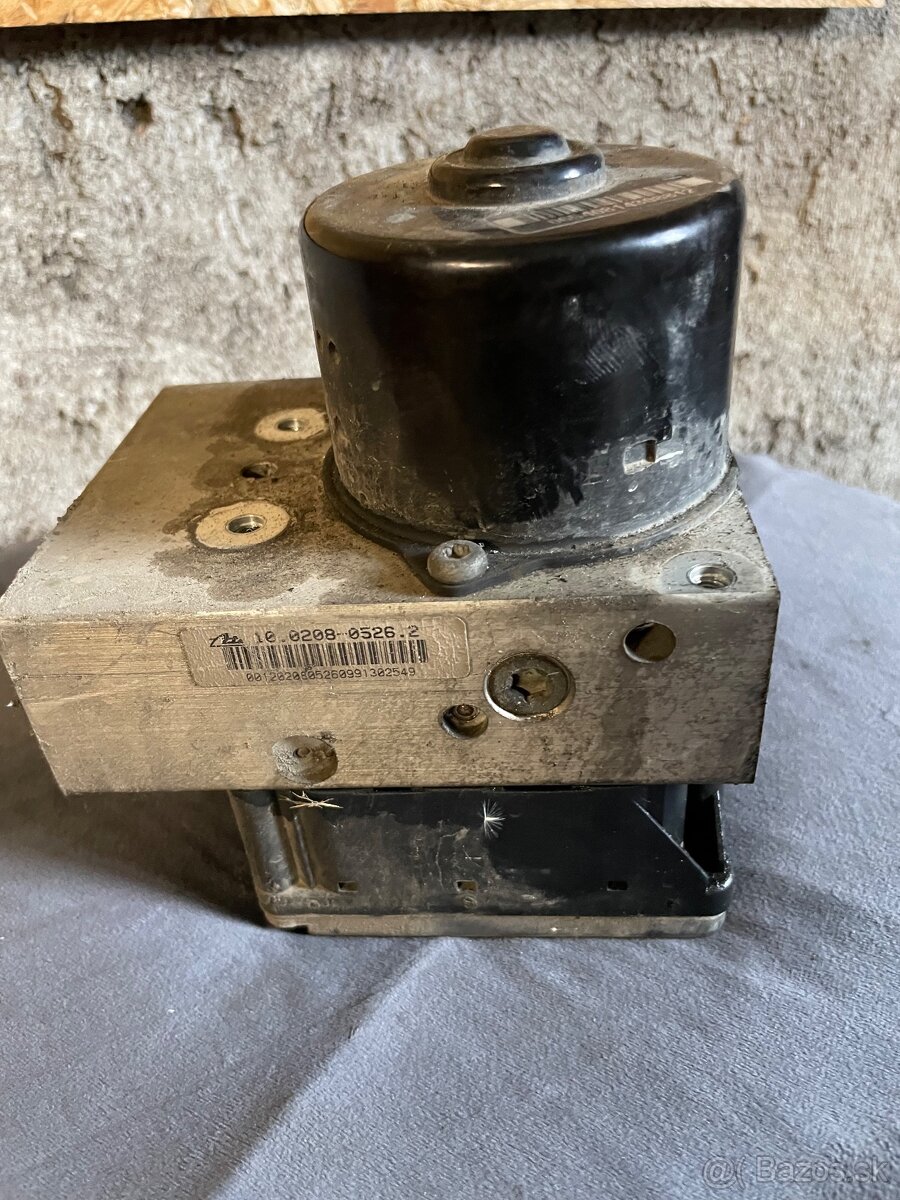 Rozpredam škoda octavia 4x4 - 10