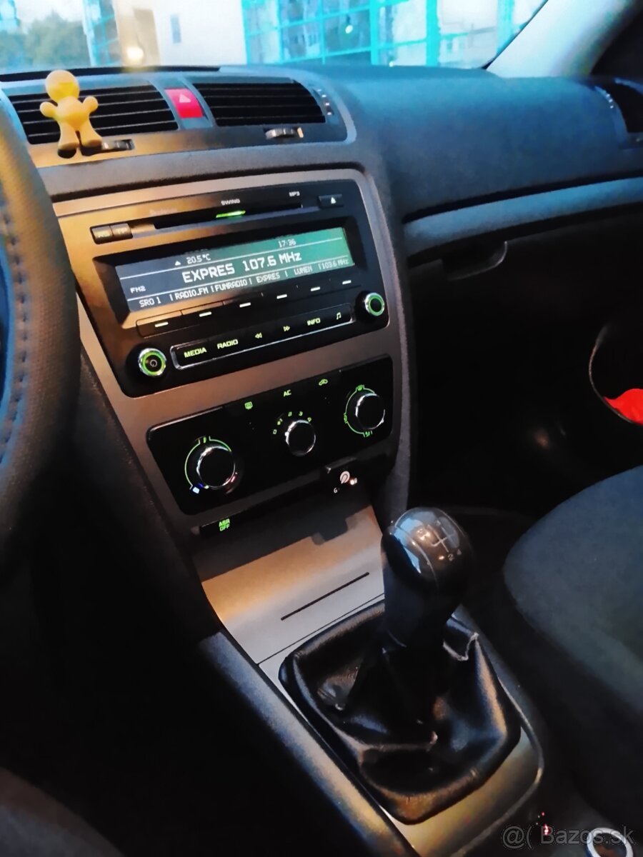 Skoda Octavia Combi Ambiente 1.6 MPI 75kw +LPG, r.v.2012/5 - 10