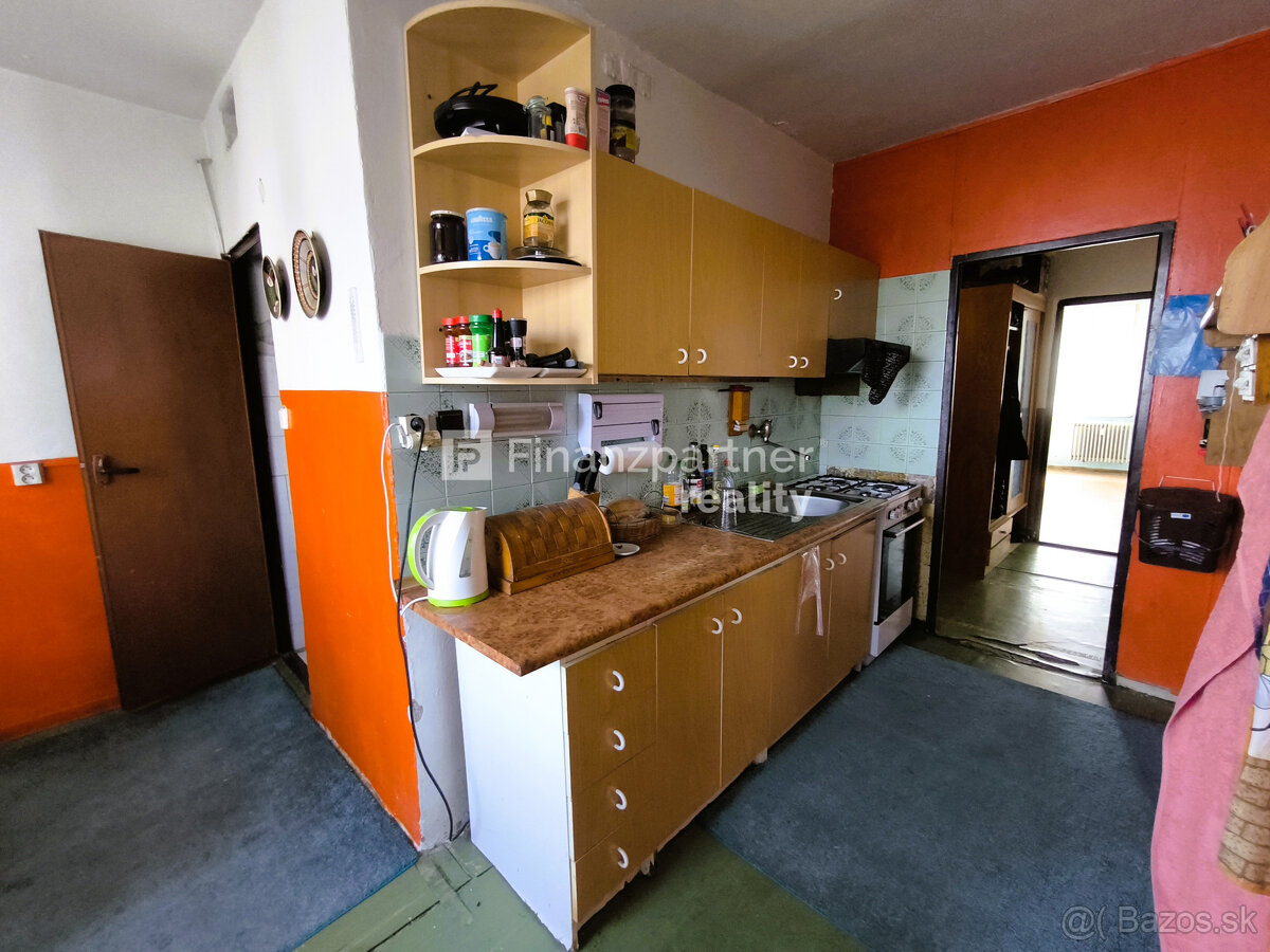 Na predaj trojizbový byt s balkónom na sídlisku Juh Michalov - 10