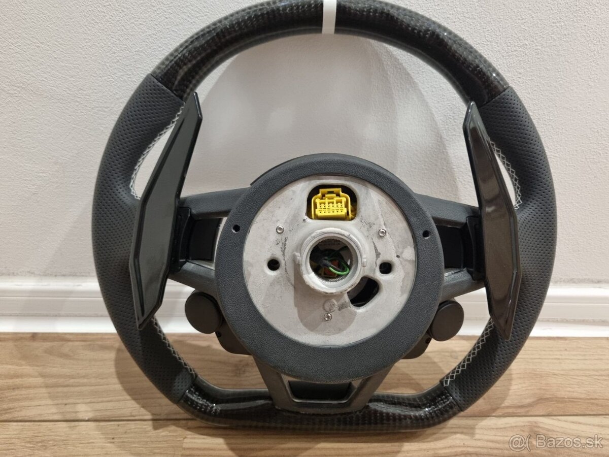 AUDI R8 VOLANT SPORTOVY START/STOP + DRIVE SELECT - 10