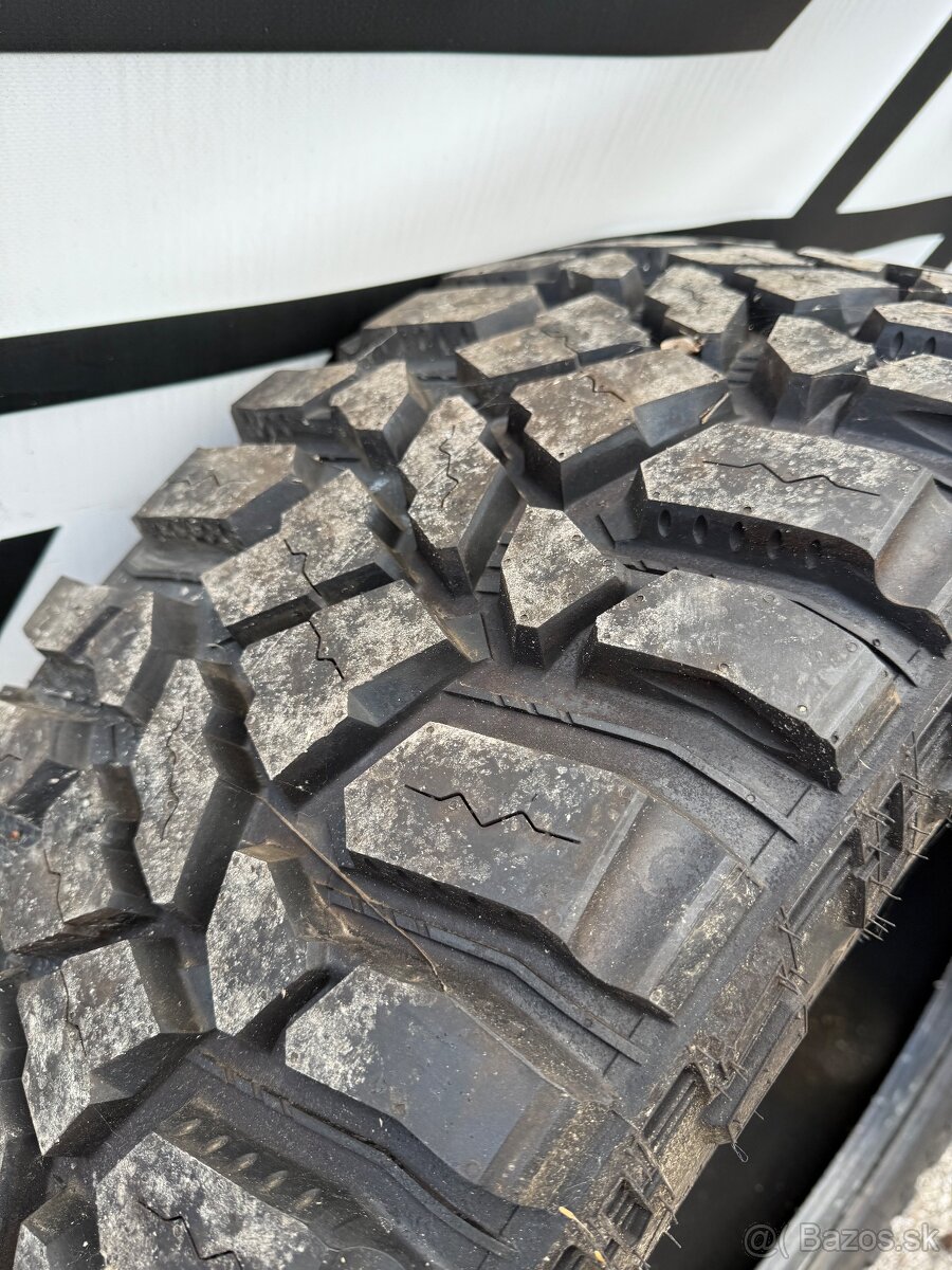 COOPER DISCOVERER STT PRO 35x12,50 r22 LT - 10