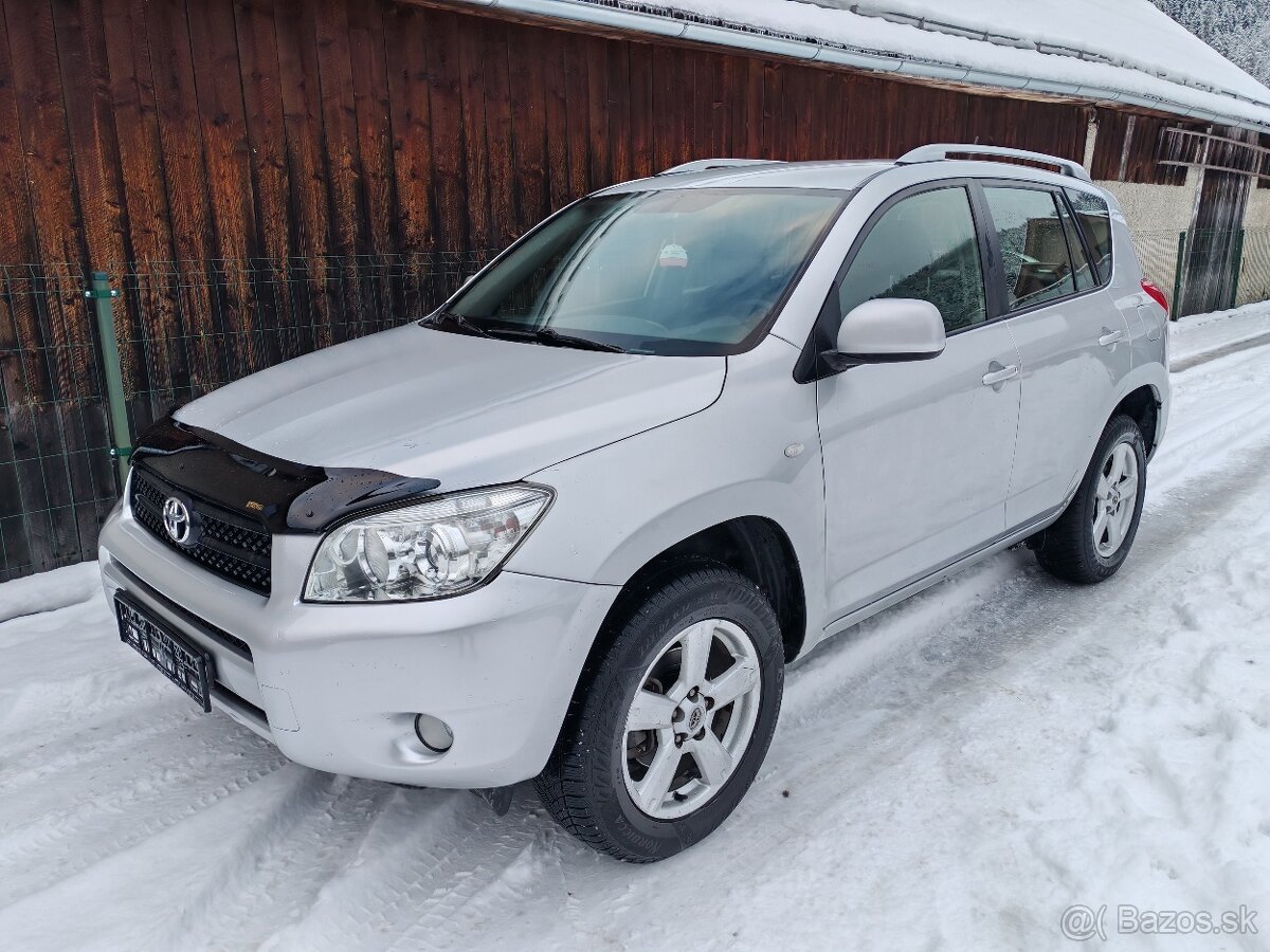 Rav4 2,2 100kw Taliansko - 10