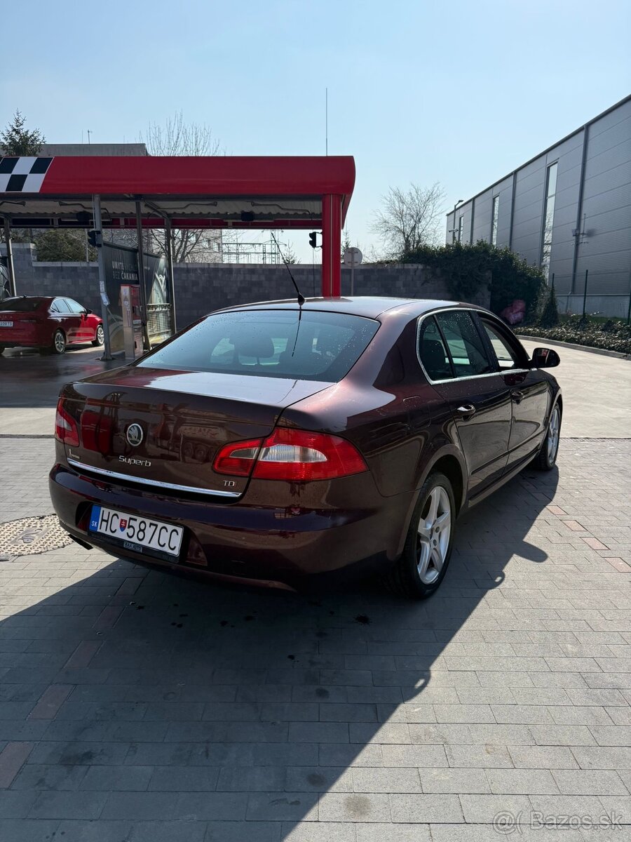 Škoda Superb 2.0 TDI - 10