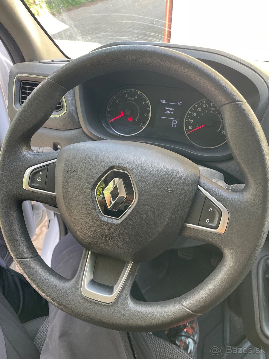 Renault Master CHLADIARENSKE / 2025 / 50tis km / SERVIS - 10