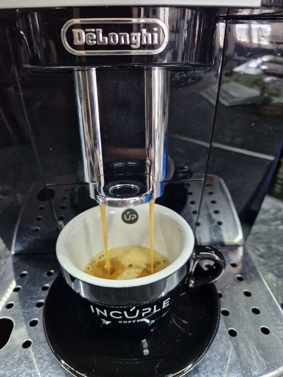 Kávovar DeLonghi Magnifica S - 10