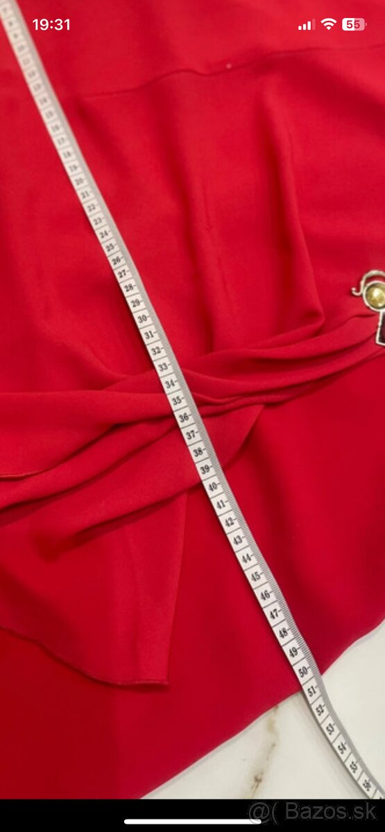 Nádherné Elegantné spoločenské šaty s brošňou - 10