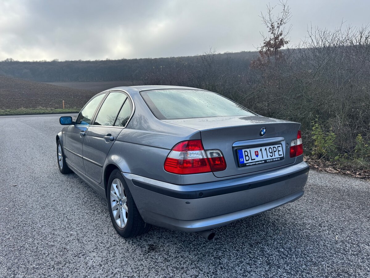 BMW 318i - 10