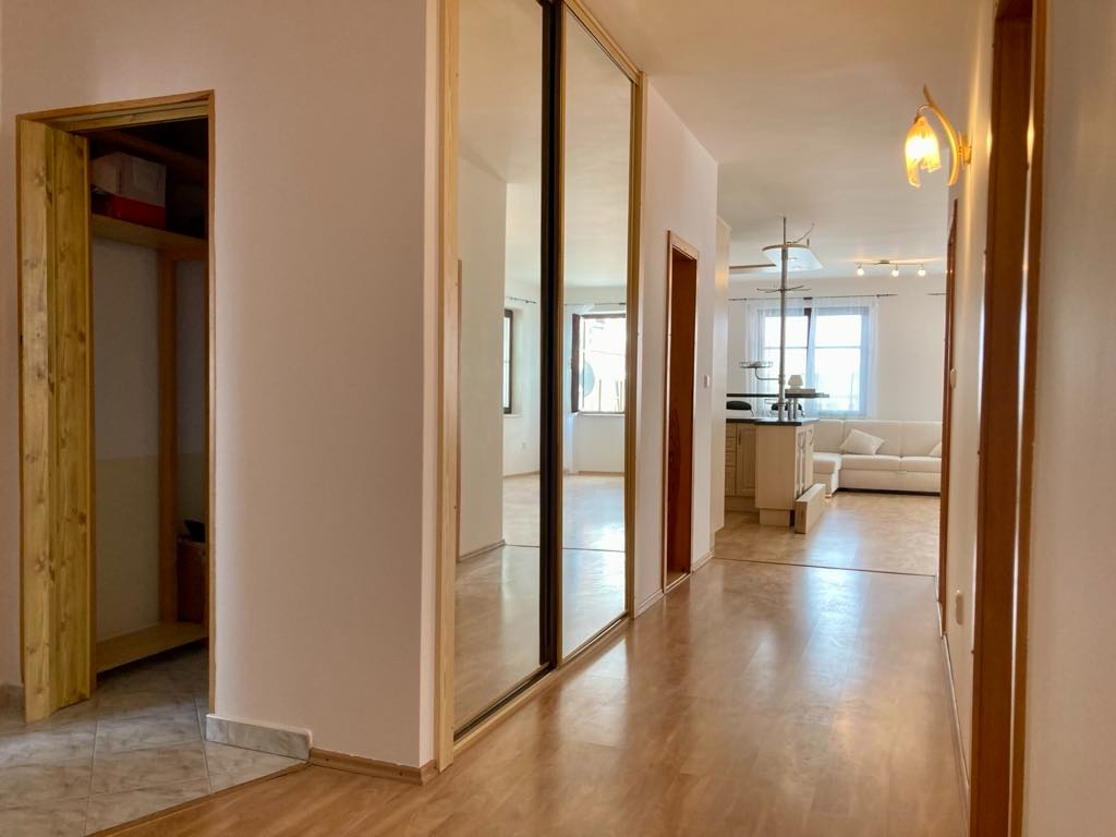 Na prenájom nadštandardný 4-izbový byt v centre, Komárno - 10