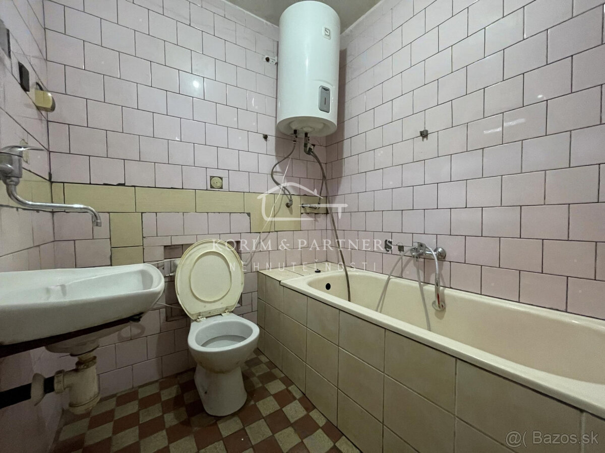 Klasický sedliacky dom s potenciálom, Marcelová - 10