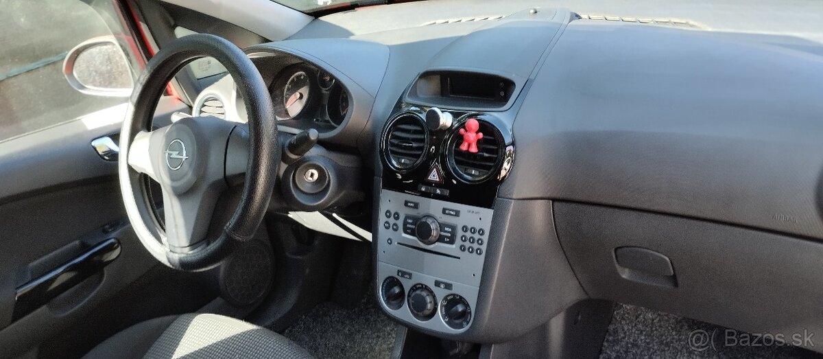 Opel Corsa automat - 10