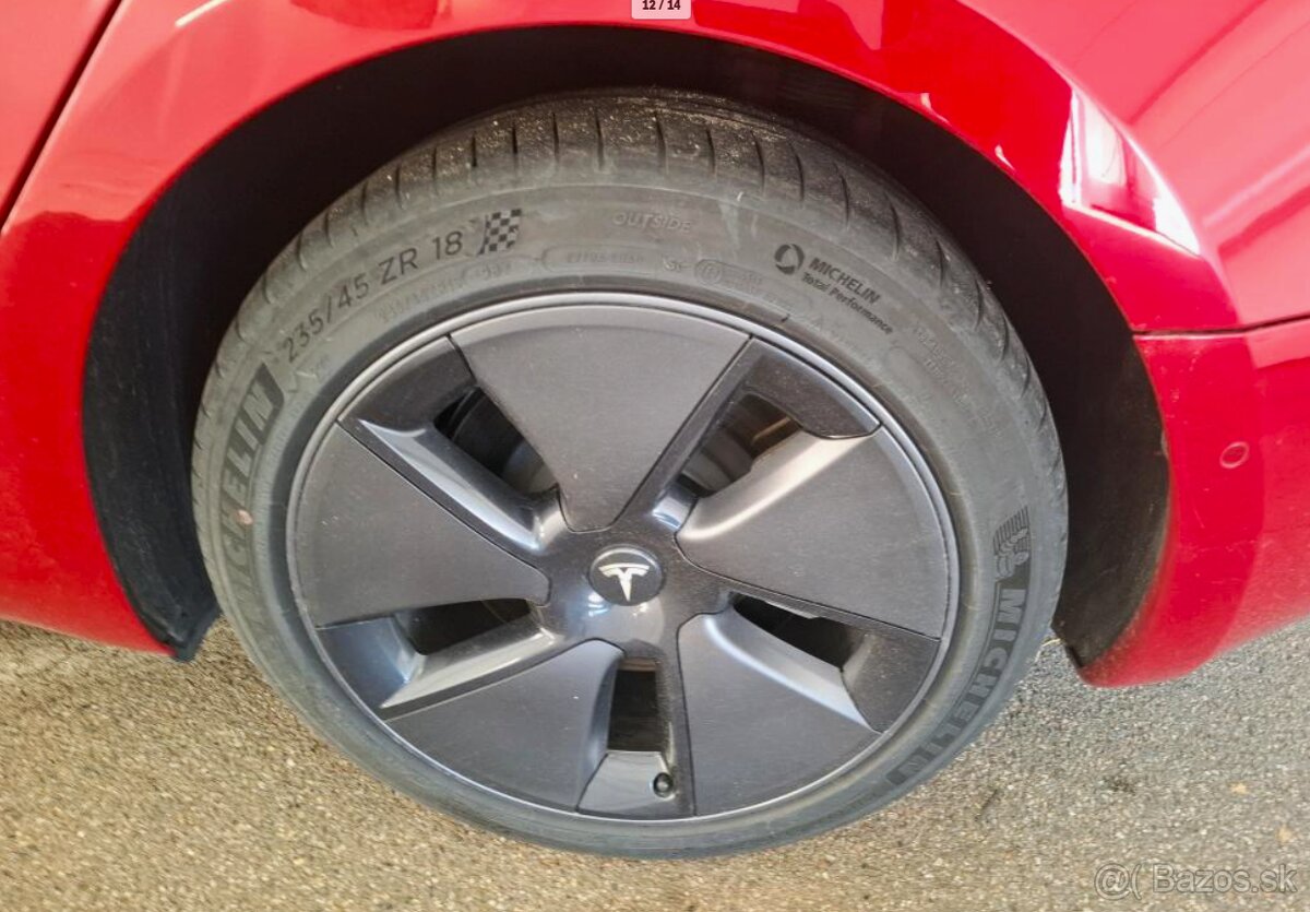 🚗 Tesla Model 3 Long Range 2022 – Dual Motor AWD, 20 000 km - 10