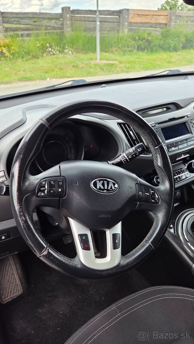 Kia Sportage - 10
