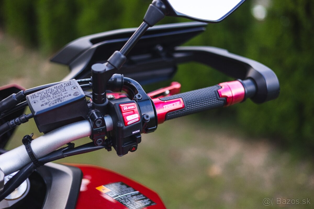 Predám Yamaha Tracer 900 - MT-09 Tracer - 10