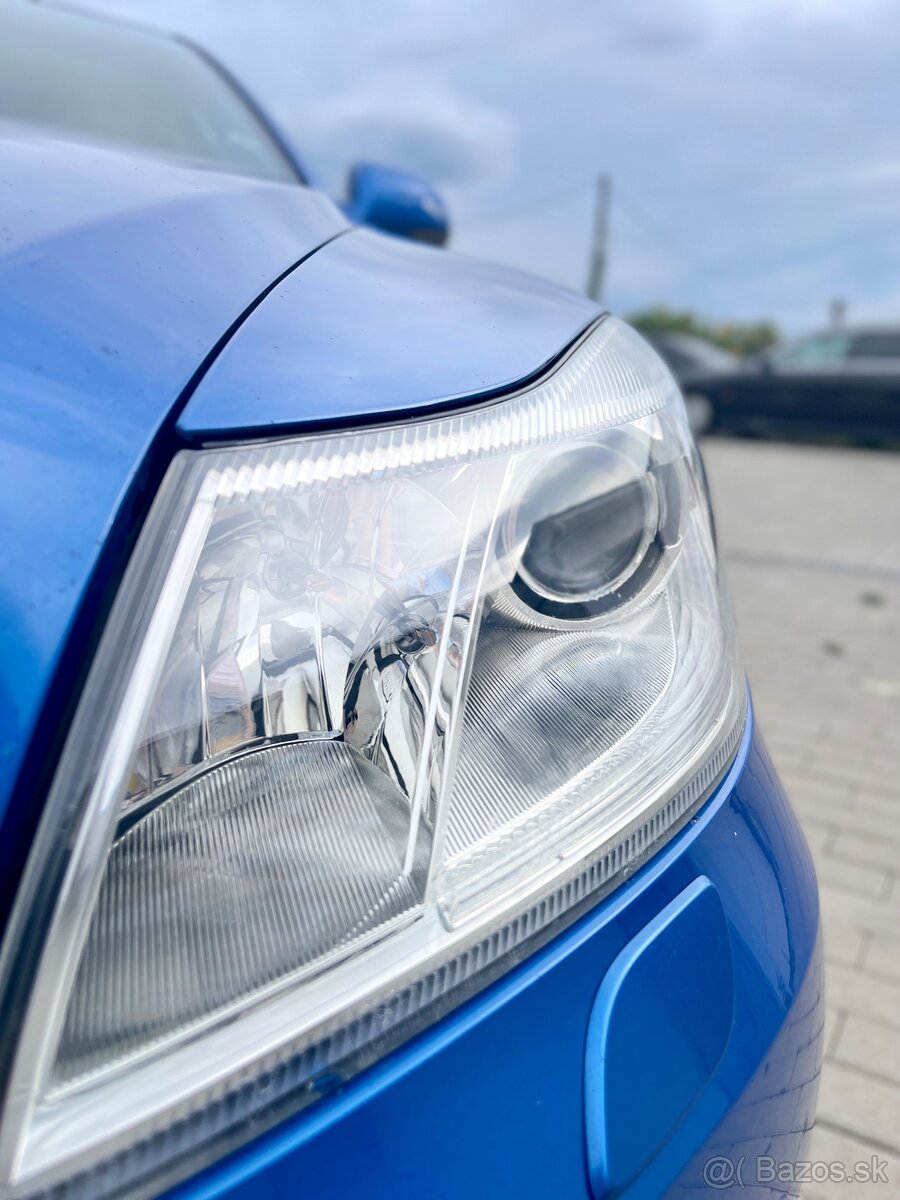 ŠKODA OCTAVIA 2 Rs fl TDi DSG - 10