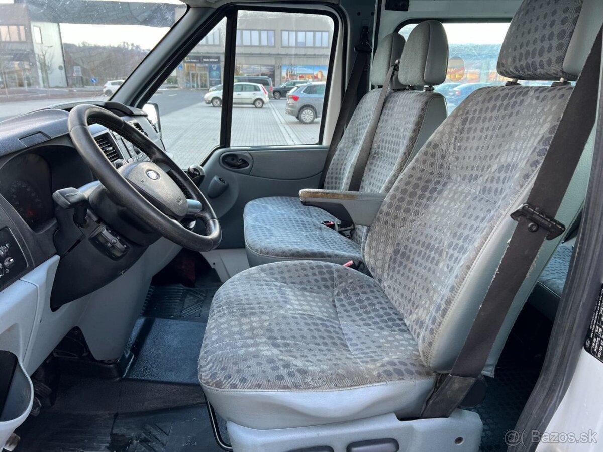 Ford Transit 2.2 TDCi 81kw 9 míst L2H2 - 10
