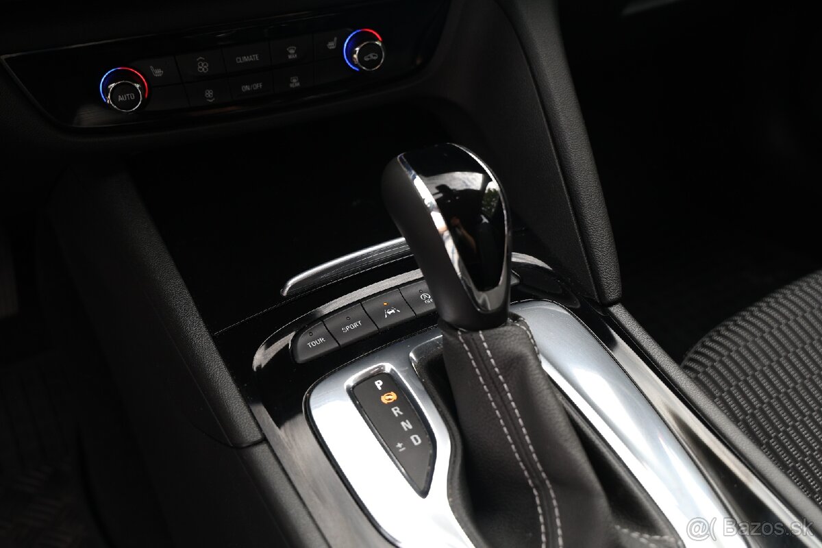 Opel Insignia CT 2.0 CDTI BiTurbo 210k S&S 4x4 AT8 89tis.km - 10