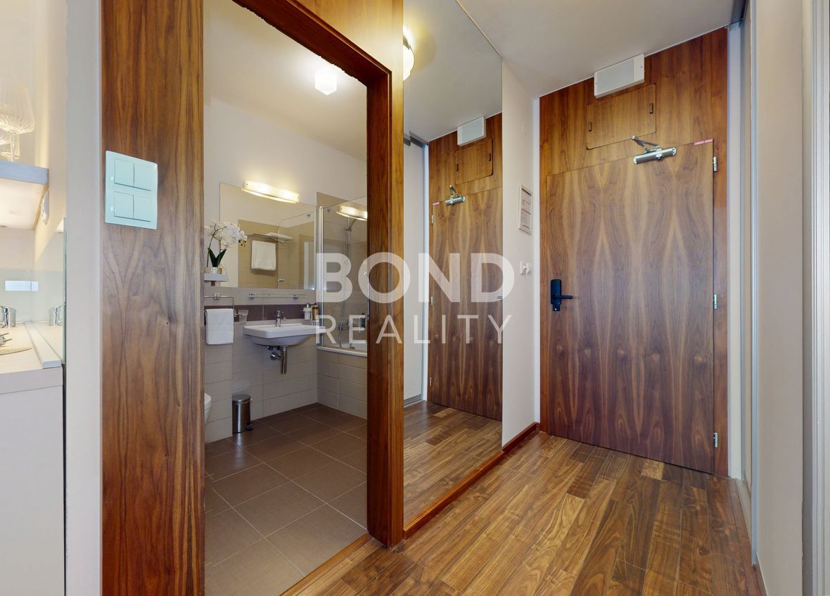 Predaj štúdia s balkónom PRIAMO NA SVAHU v Hoteli FIS Jasná - 10