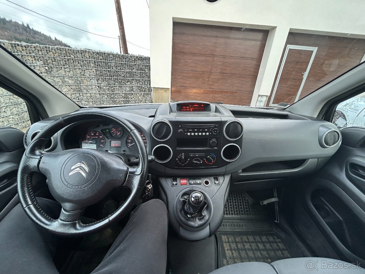 Citroën Berlingo XL 1.6 HDi (66 kW) – 2/2015 – 5 290 € - 10