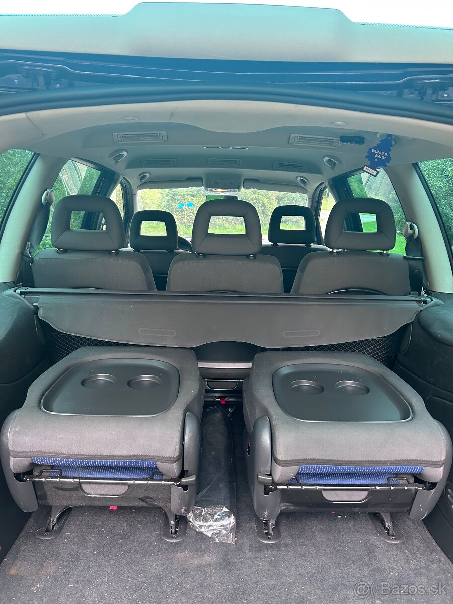 Volkswagen Sharan 2.0 TDi - 10