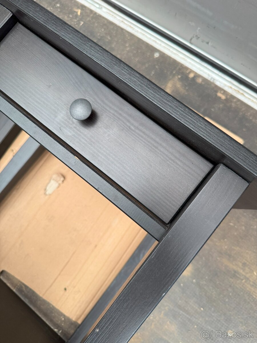 Posteľ a nočné stolíky HEMNES - 10