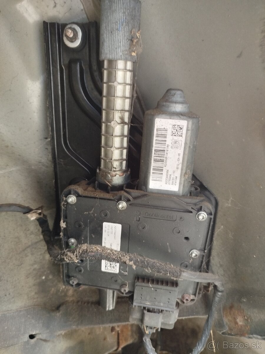 Rozpredam insignia 2.0 a20dth - 10