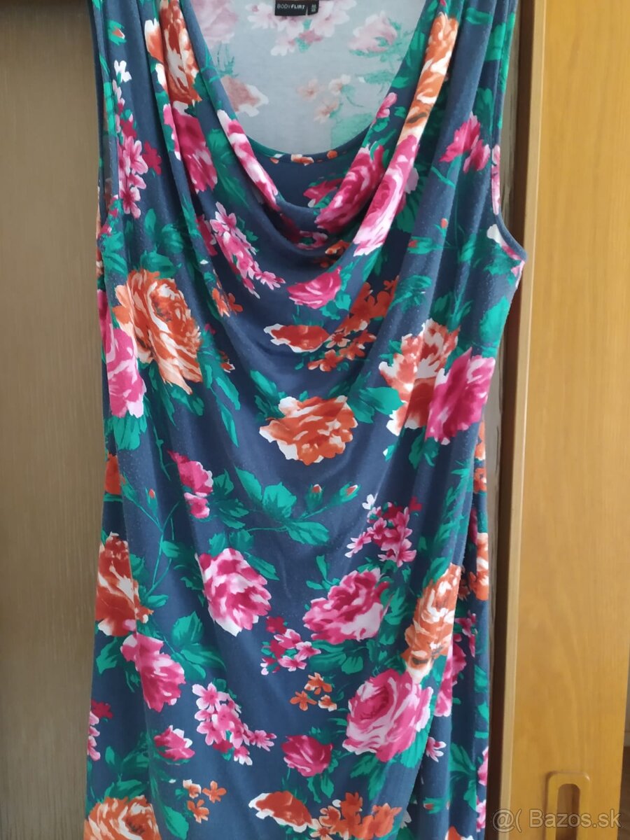 dámske letné šaty a tričká vel. 44-46 - 10