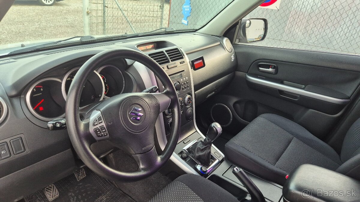Suzuki Grand Vitara 1.9 DDiS JLX-EL - 10