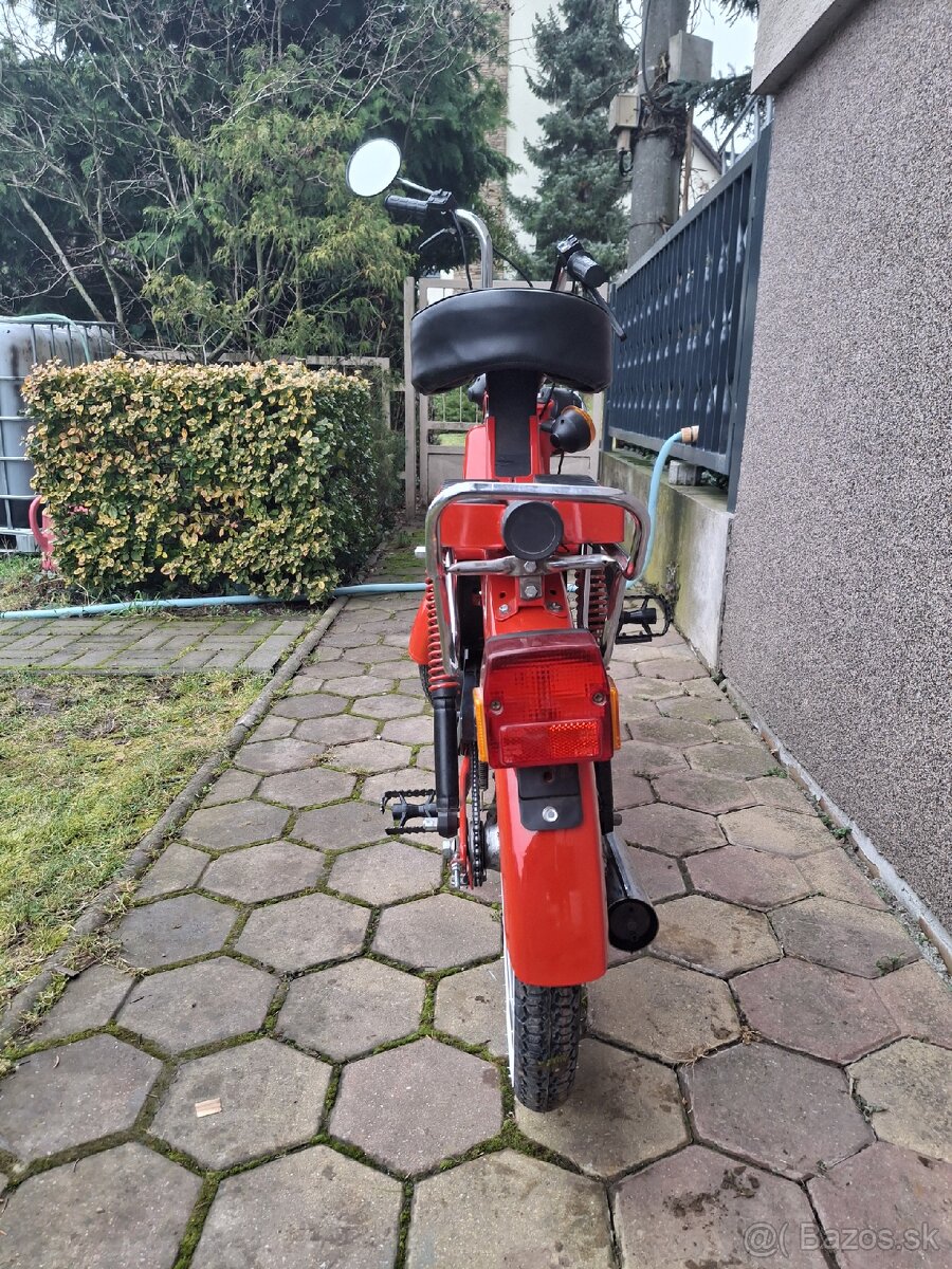 Babetta 210 . 121 LUX - 10