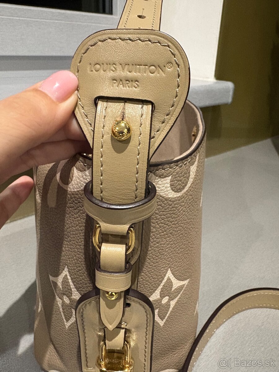 Louis Vuitton bucket bag - 10