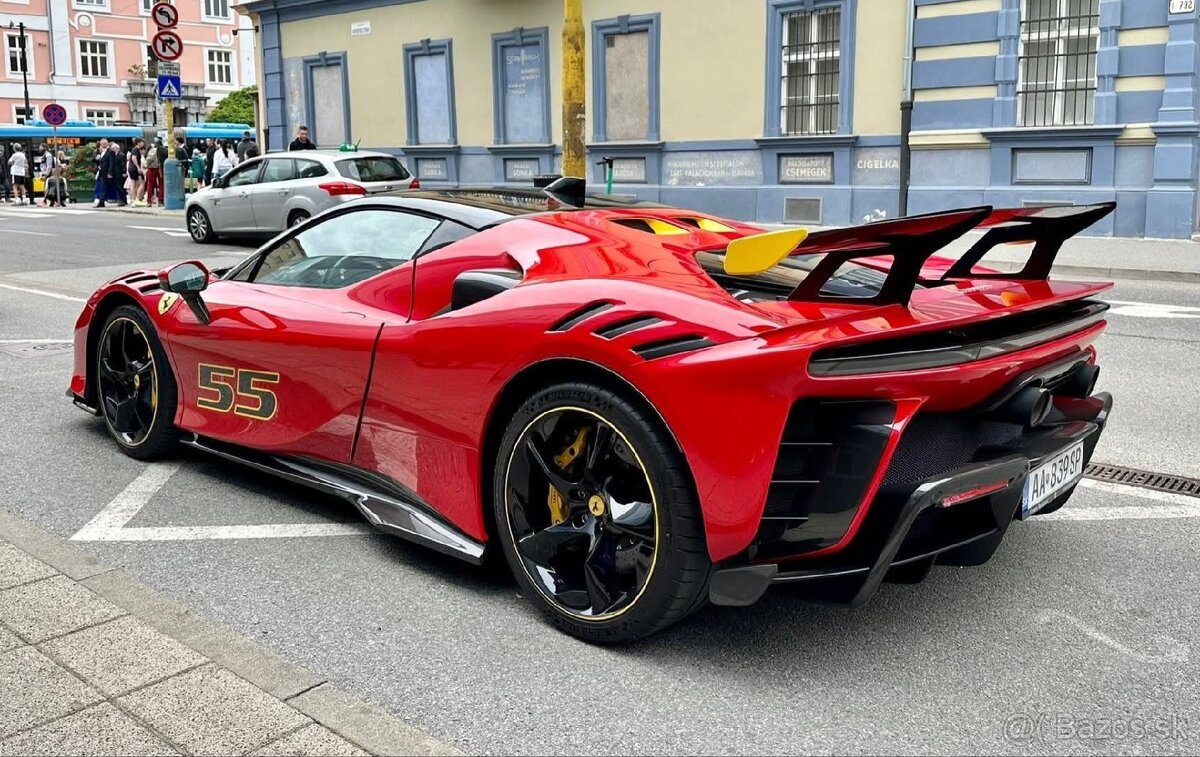 Ferrari SF90 XX Stradale | MR Collection 1/18 - 10