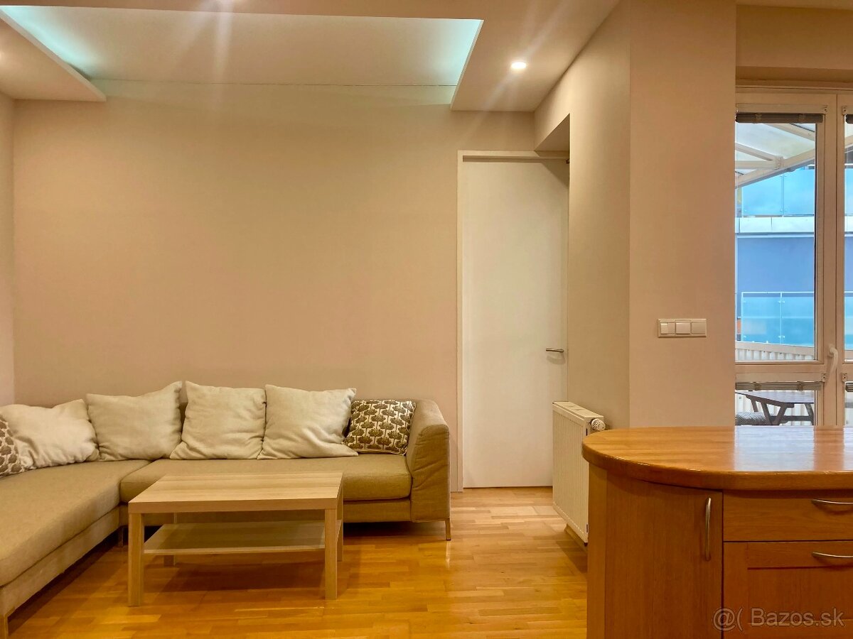 Realitný kancelária REALADR s.r.o. - 10