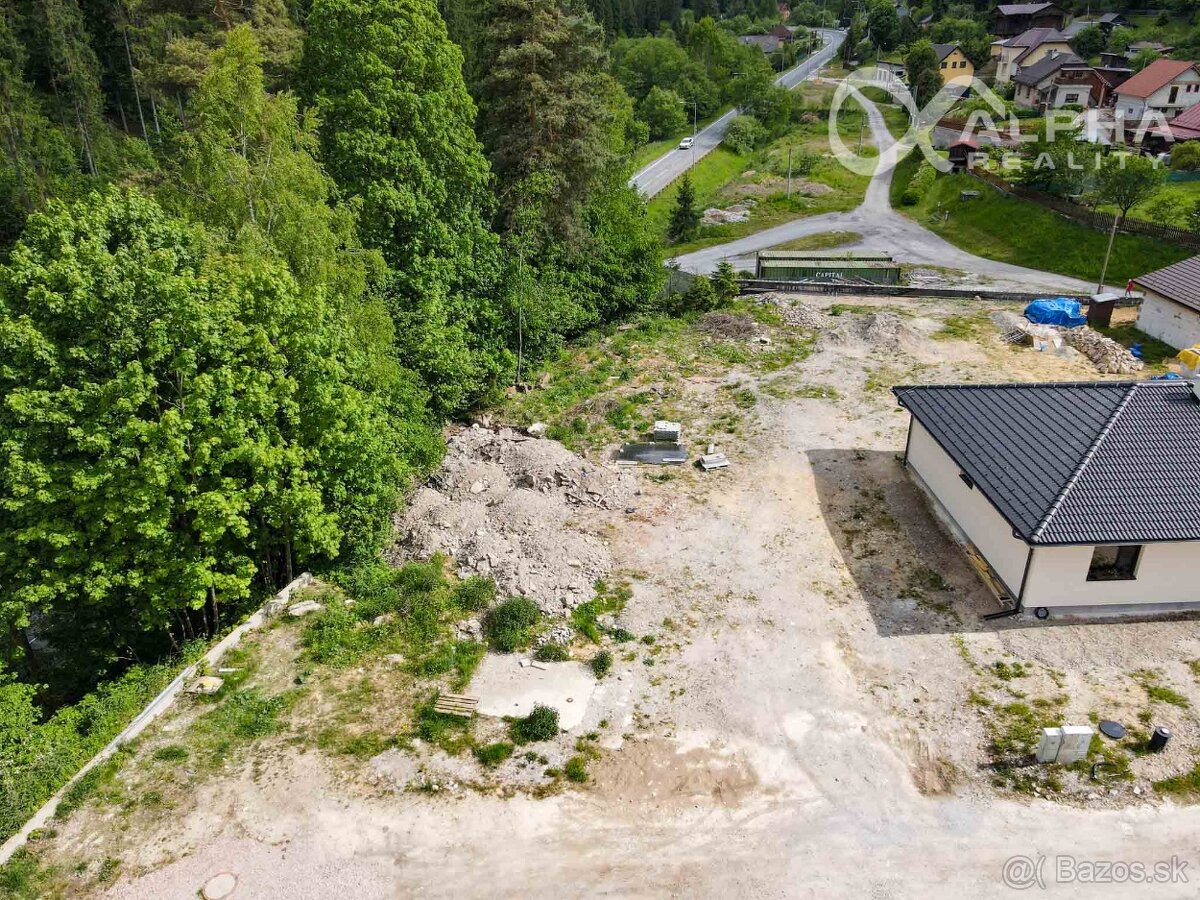 Stavebný pozemok, 916 m2, Novoveská Huta, okr. SNV - 10