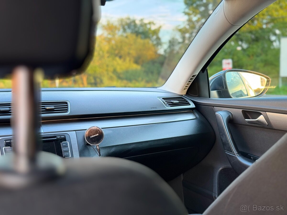 Volkswagen Passat B7 2.0 TDi 103kw - 10