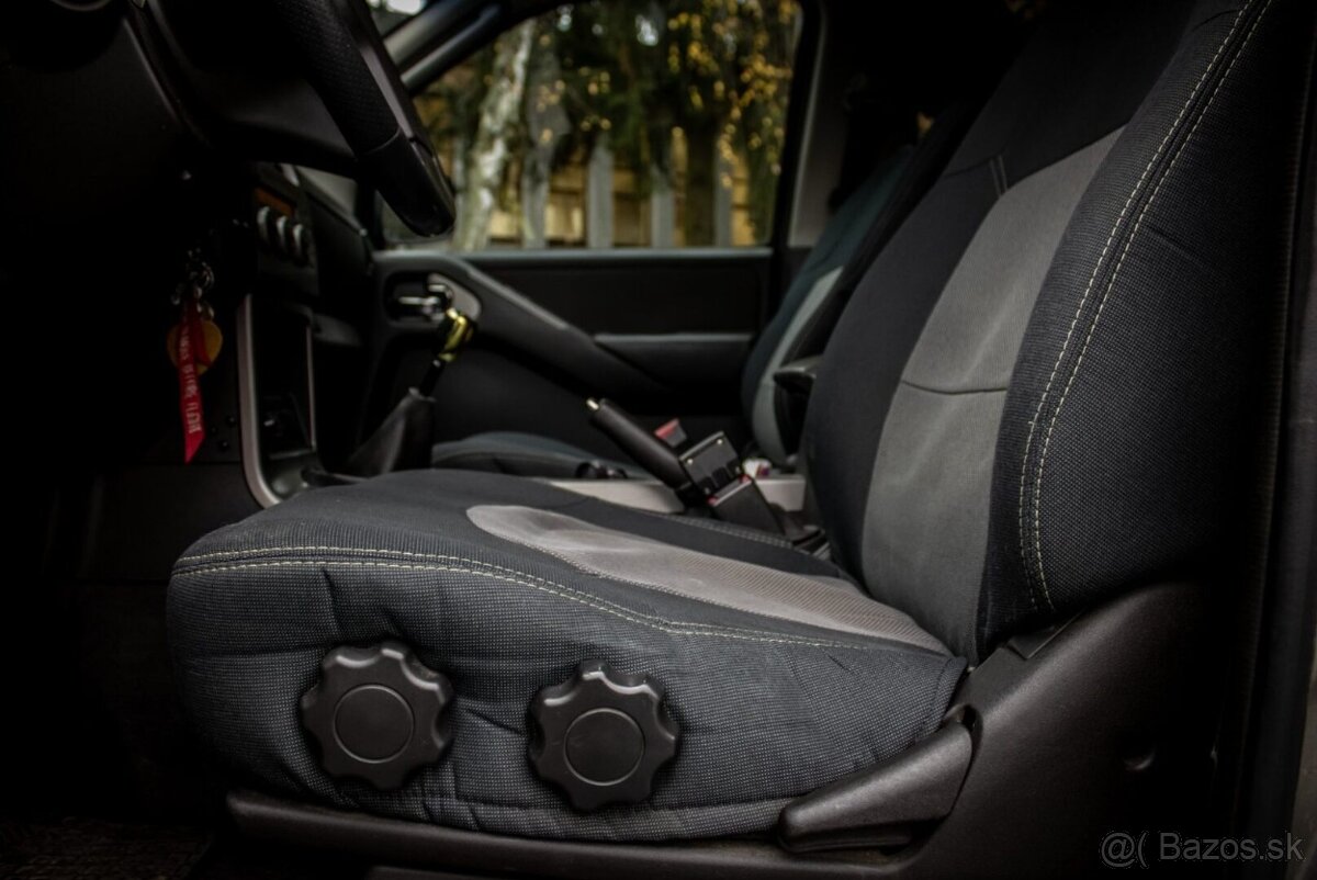 Nissan Pathfinder 2.5 dCi – 128 kW - 10