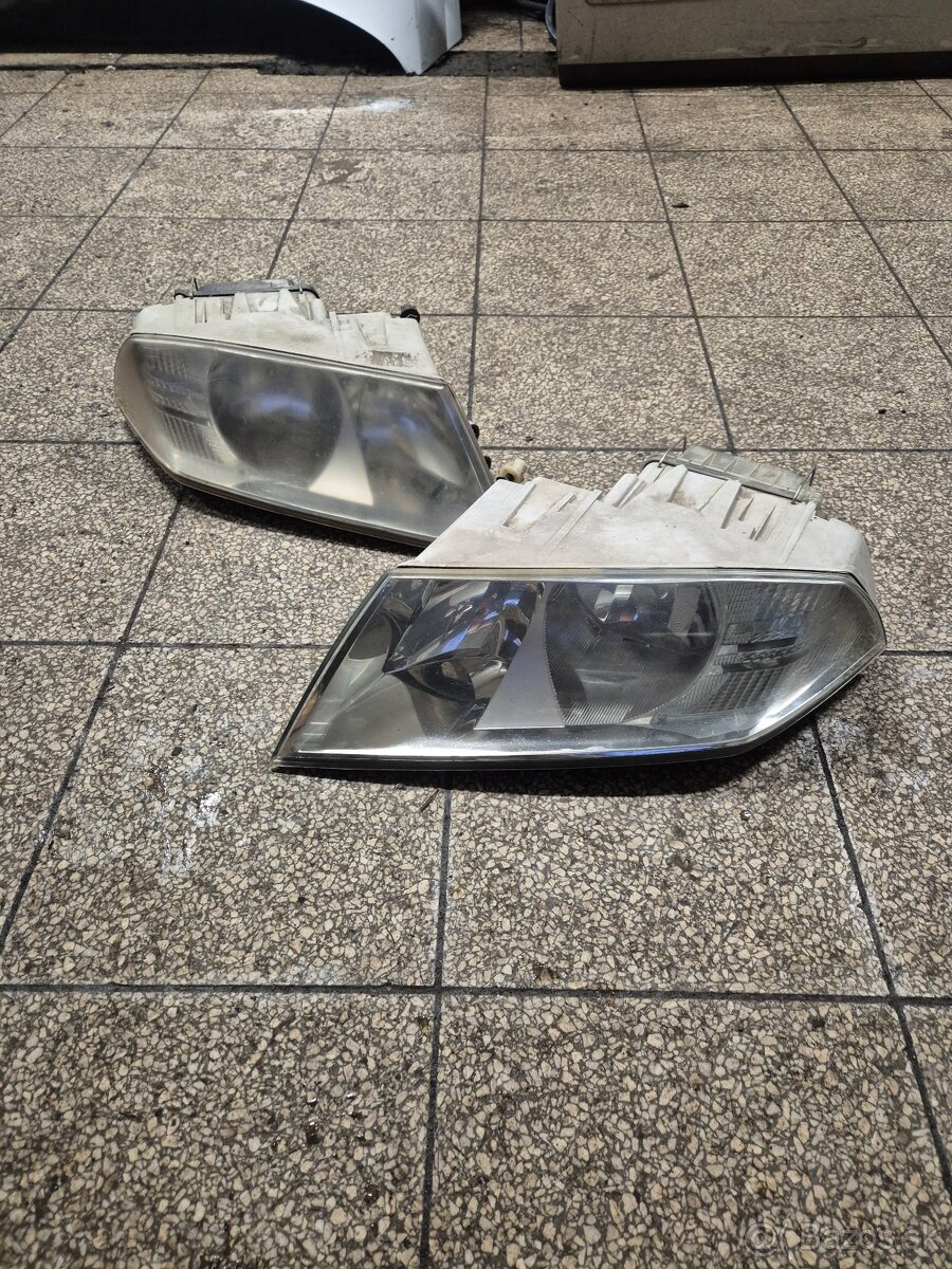 Predám predné svetlá na Škoda Octavia II 2 predfacelift - 10