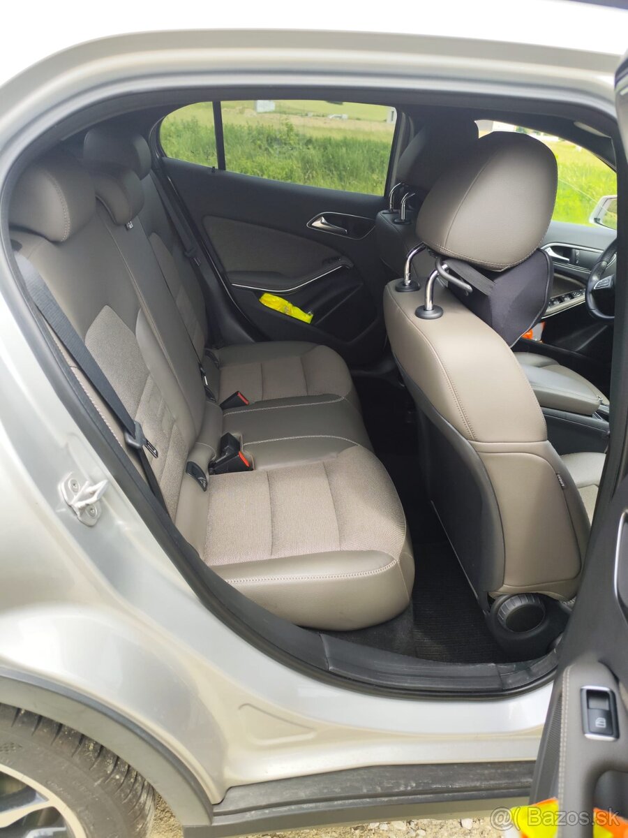 Mercedes GLA, 180d, 2 sady ALU, 2016 - 10
