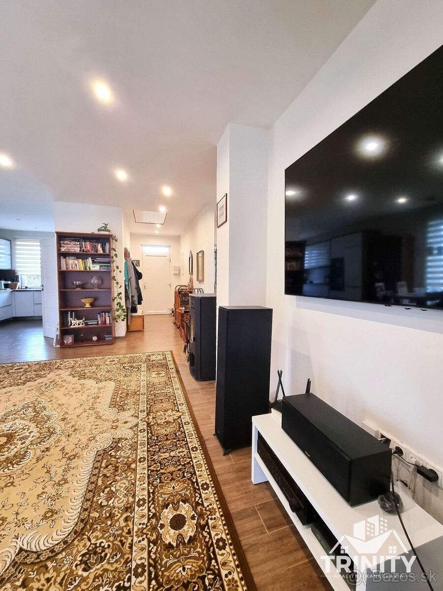 Na predaj nádherný 3-izbový dom so zastrešenou terasou v obc - 10