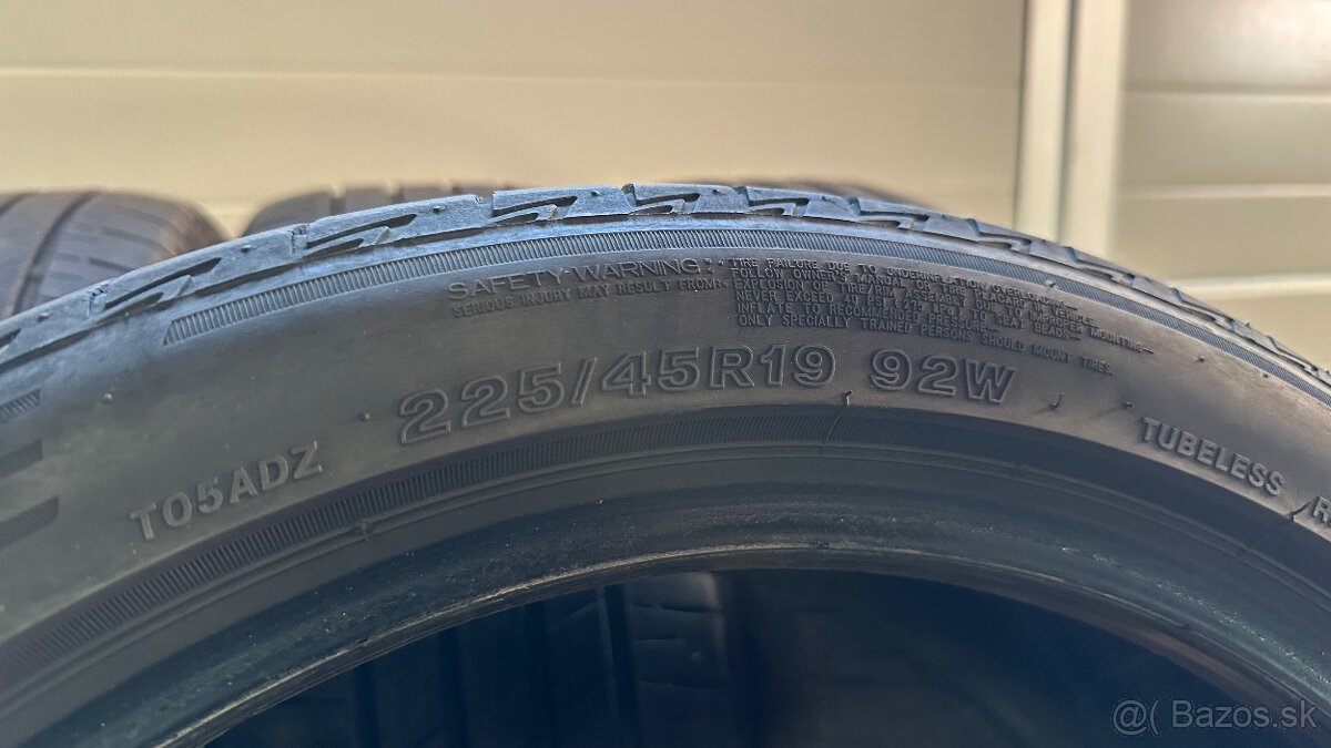 225/45 r19 Bridgestone Letne - 10