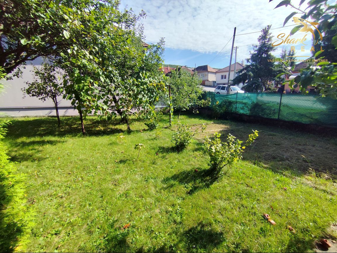 REZERVOVANÉ - Novinka Priestranný rodinný dom v peknej prír - 10