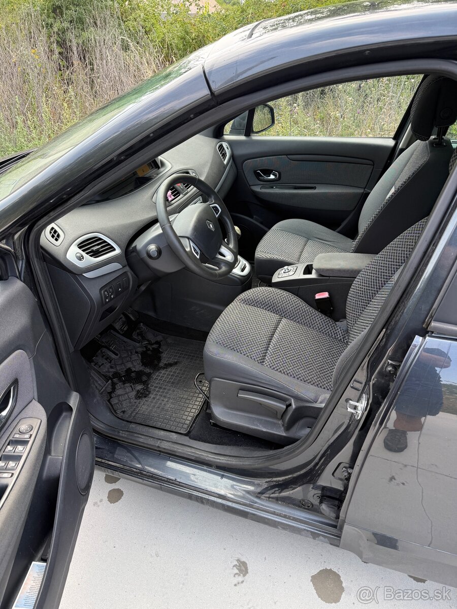 Renault Megane Scenic 1,5dci - 10