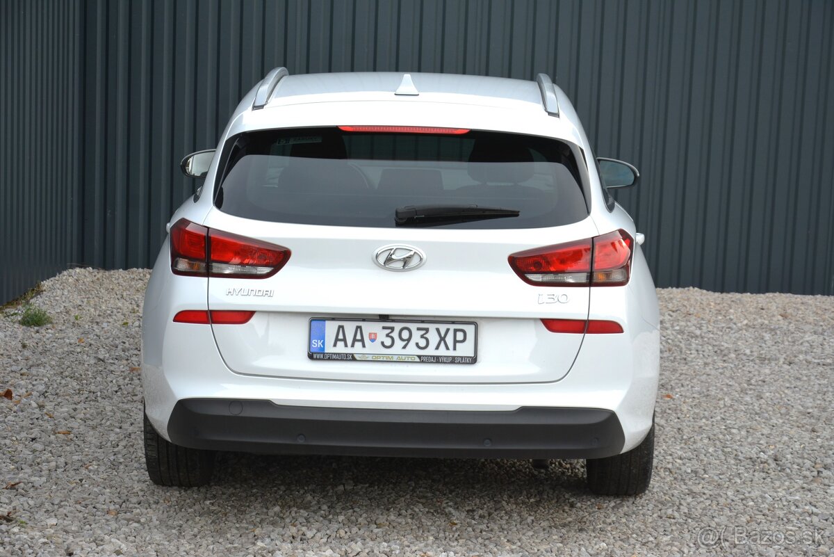 Hyundai i30 CW 1.60 CRDi Family SR 1Majiteľ - 10