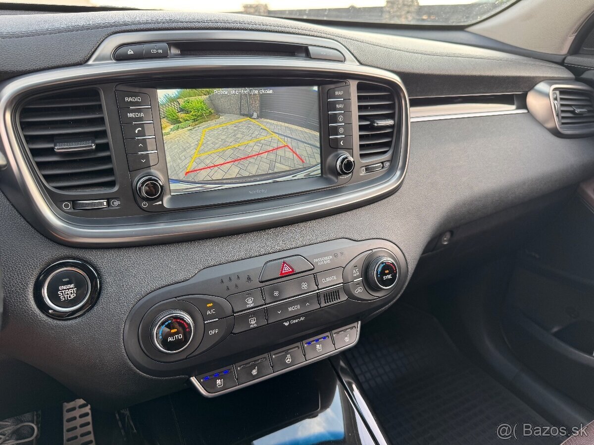 Kia Sorento 2.2 CRDi VGT 4WD 147kw Platinum A/T 7m - 10