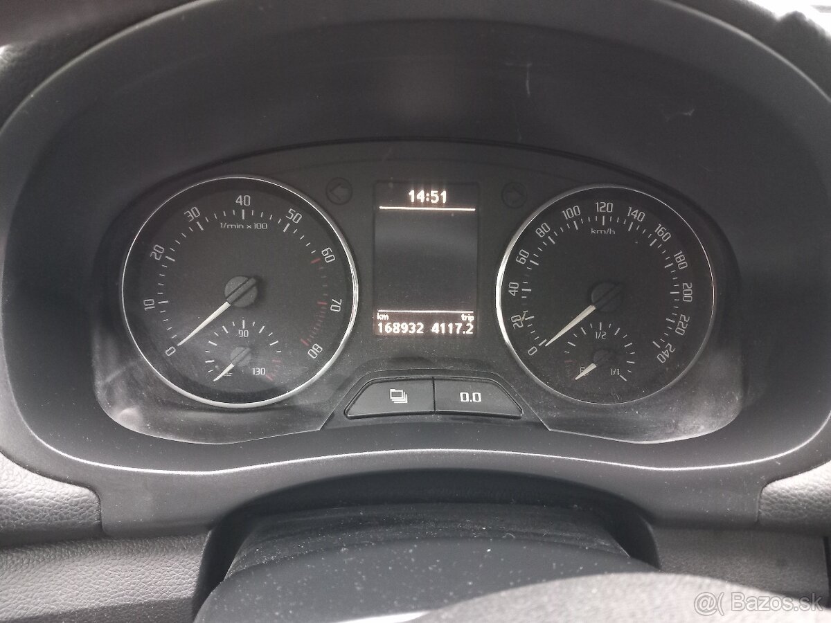 Škoda Fabia II Kombi 1.2 HTP ,51kW. Klima - 10