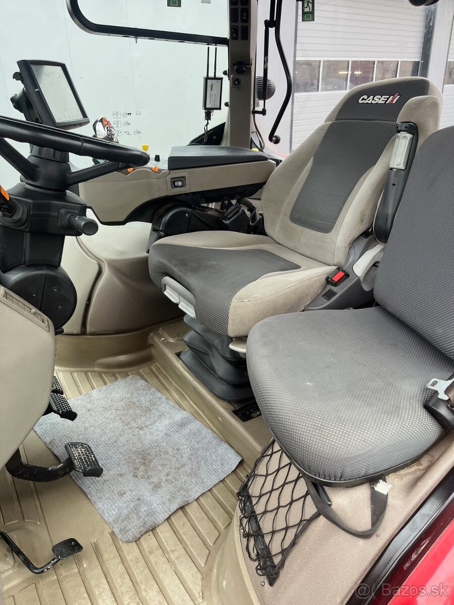 Case Optum 300-CVX - 10