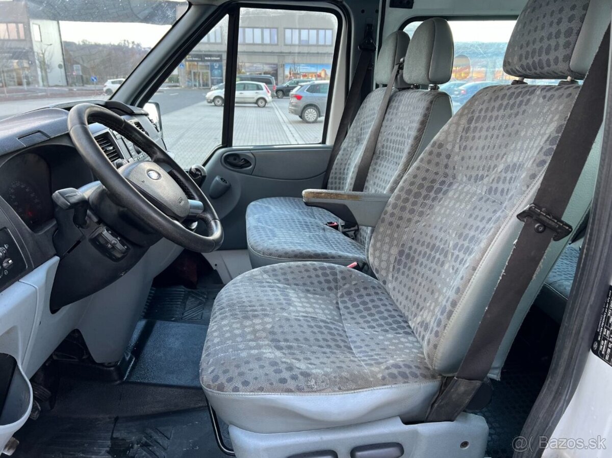 Ford Transit 2.2 TDCi 81kw 9 míst L2H2 - 10
