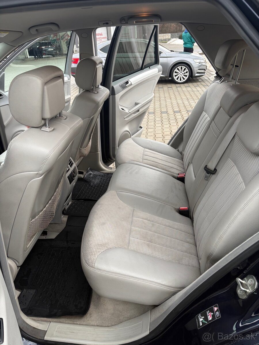 Mercedes-Benz ML 320 w164 - 10