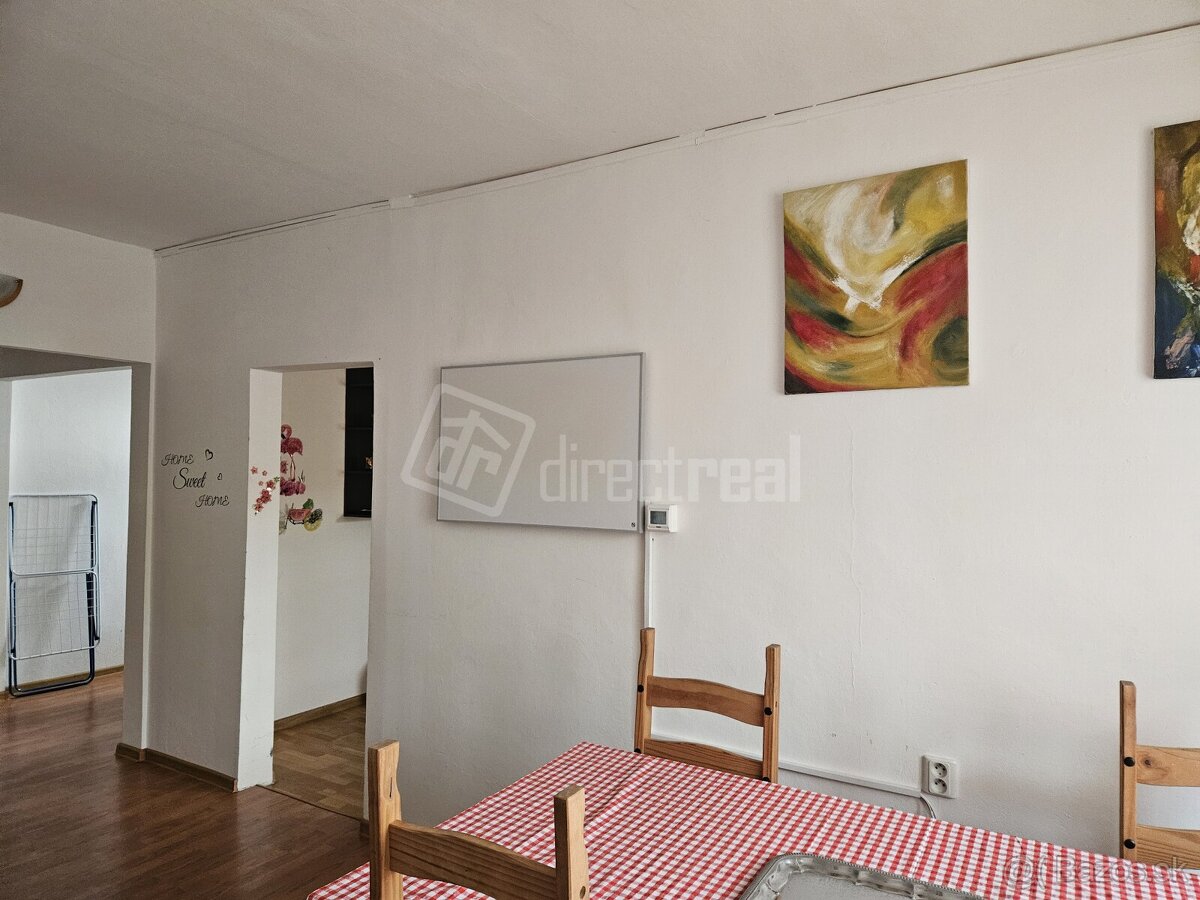 Prenájom - 4-izb. - Veľký priestranný byt v centre… - 10