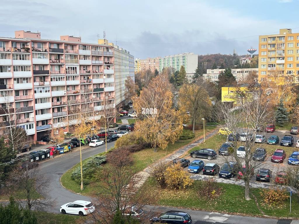 FURČA - KROSNIANSKA - 3 izbový byt pražský typ, 70 m2 + logg - 10