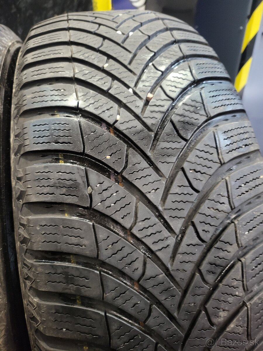 225/60 R18 Semperit zimne pneumatiky - 10